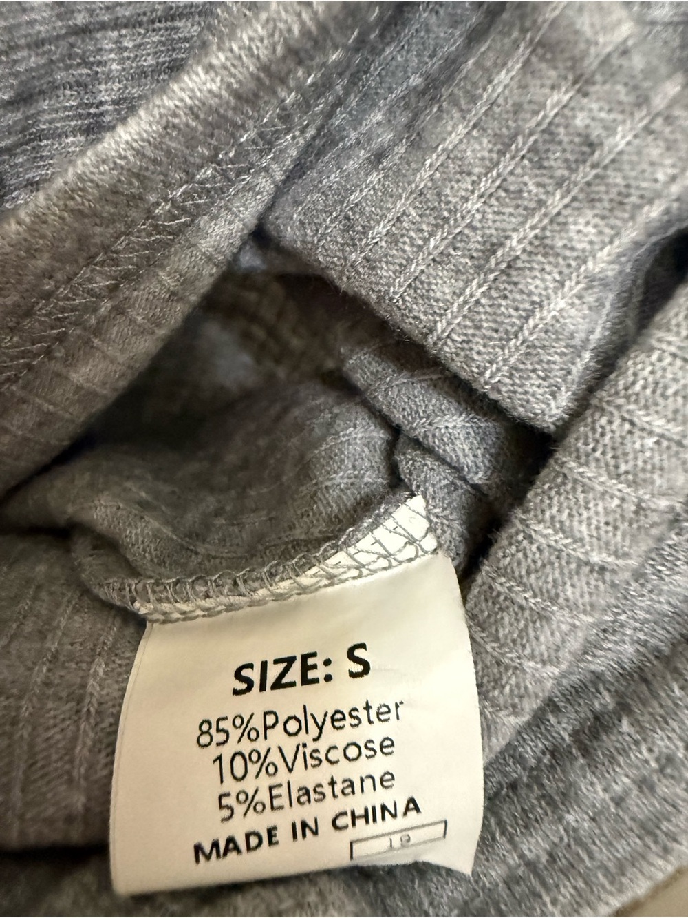 Classic Gray Knit Pencil Skirt - Women's - Picture 2 of 3